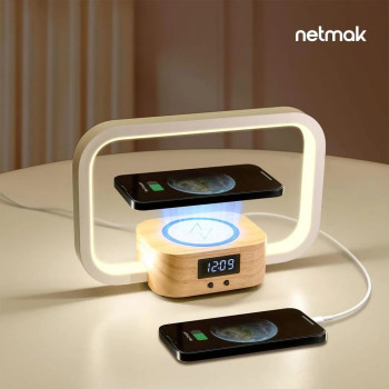 VELADOR CON RELOJ Y  CARGA INALAMBRICA NM-LUMINA